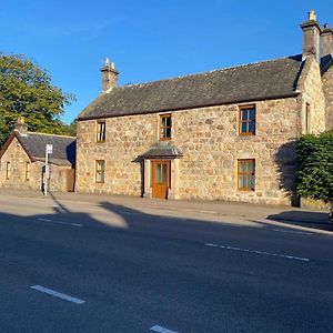 Hotel 3 High Street Aberlour Exterior photo