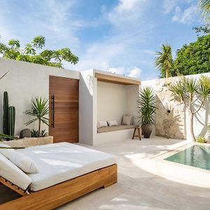 Modern Tropical Villa With Private Pool In Bingin Uluwatu Exterior photo