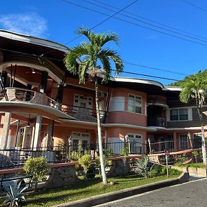 Bed and Breakfast The Royal Nest Trinidad Diego Martin Exterior photo