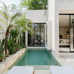 Modern Tropical Villa With Pool In Bingin Pecatu Exterior photo