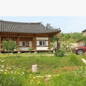 Hotel Wanju Precious Hanok Room photo