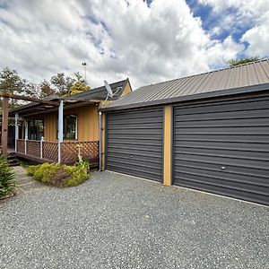 Hotel Ruakaka Retreat Exterior photo