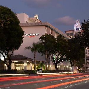 Hotel Courtyard Miami Coral Gables Exterior photo