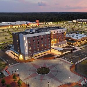 Hotel Courtyard By Marriott North Brunswick Township Exterior photo