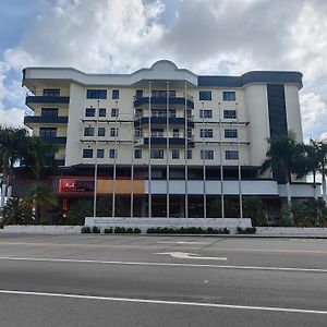 Royal International Hotel Georgetown Exterior photo