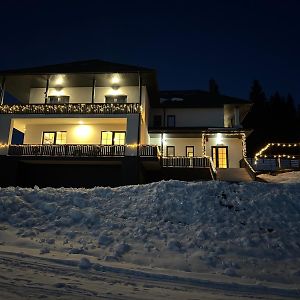 Tihuta Village Piatra Fântânele Exterior photo