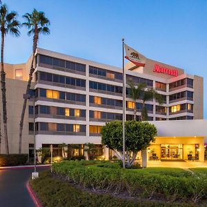 Hotel Fullerton Marriott At California State University Exterior photo