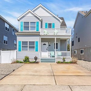 Villa Bayshore Bungalow - Your Perfect Beachside Escape With Stunning Coastal Views Keansburg Exterior photo