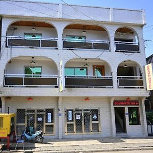 Grand Hotel Akwa Douala Exterior photo