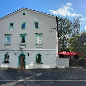 Hotel Goldener Loewe Wunsiedel Exterior photo