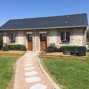 Bed and Breakfast Le Clos Des 3 Pins Froberville Exterior photo