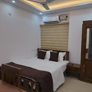 Ferienwohnung Posh 1 Bhk Apt With Temple View In Guruvayur B1001 Exterior photo