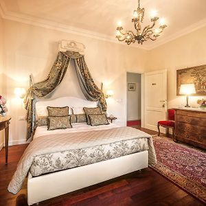 Duchessa Margherita Chateaux&Hotels Vicoforte Room photo