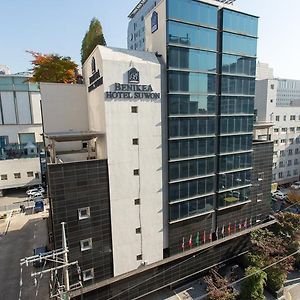 Benikea Hotel Suwon Exterior photo