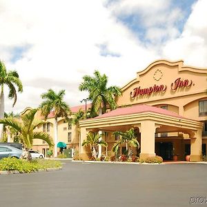 Hampton Inn Fort Myers-Airport&I-75 Exterior photo