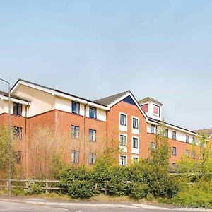 Hotel Ibis Chesterfield North - Barlborough Exterior photo