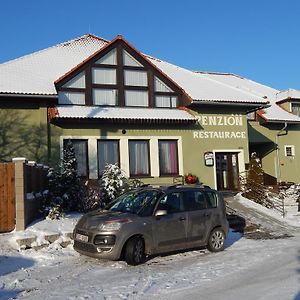 Hotel Penzion U Kašných Mníšek pod Brdy Exterior photo