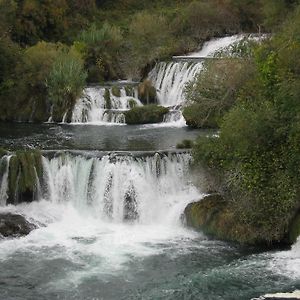 Guesthouse Juric Skradin Room photo