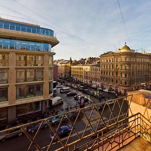 Ferienwohnung Quartira Na Marata, 8 Sankt Petersburg Exterior photo
