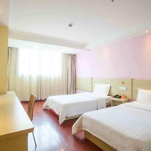 7Days Inn Laiwu Fengcheng West Street Room photo