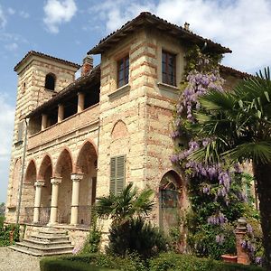 Bed and Breakfast Castello Di Frassinello Exterior photo