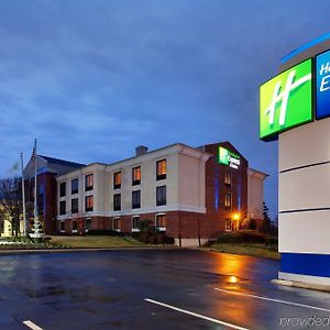 Holiday Inn Express North Tyler Exterior photo