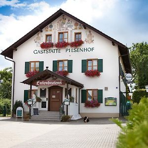 Hotel Landgasthof Pilsenhof Entenbraterei Hechendorf am Pilsensee Exterior photo