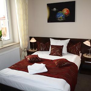 Hotel Kosmonauty Wroclaw-Airport Room photo