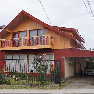 Bed and Breakfast Casa Chilhue - Hostal Residencial Castro Exterior photo