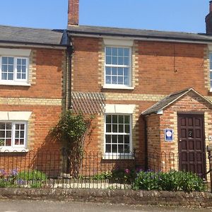 Bed and Breakfast The Old Dairy Waddesdon Exterior photo