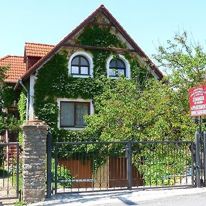 Hotel Aranyhaz Apartmanszallas Tihany Exterior photo