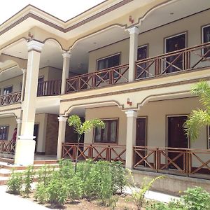 Lebijou Guesthouse - Konesavath Ban Dondét Exterior photo