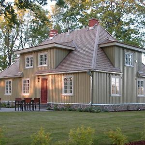 Villa Joosti Puhkemaja Toutsi Exterior photo