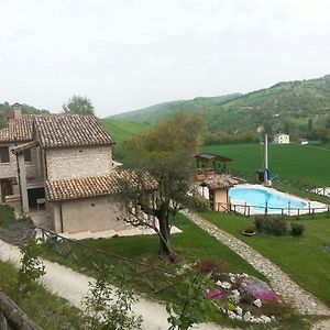 Villa Agriturismo Il Casale Pergola Exterior photo