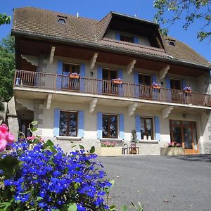 Bed and Breakfast La Maison Du Chevalier Marat Exterior photo