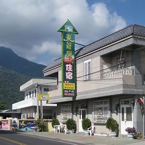 Tori Bed And Breakfast T'ai-tung Exterior photo