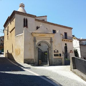 Bed and Breakfast Palazzo Madeo - Residenza D'Epoca Crosia Exterior photo