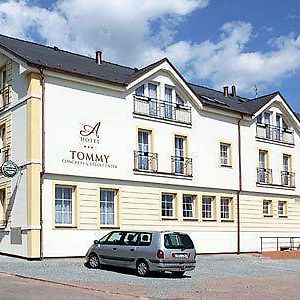 Hotel Tommy Wellness&Spa Náchod Exterior photo