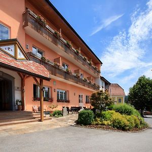 Hotel Gasthof Paunger Miesenbach  Exterior photo