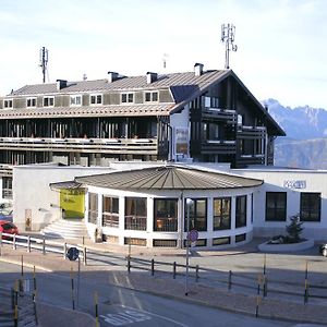 Hotel Dolomiti Chalet Vason Exterior photo