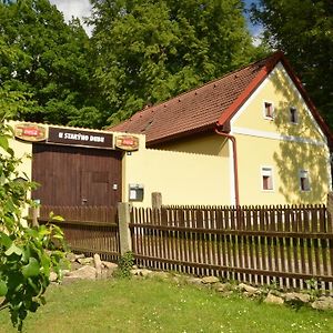 Hotel Pension U Staryho Dubu Jindřichův Hradec Exterior photo