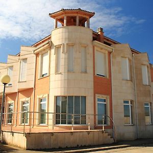 Hotel Hostal Castilla Benavente Exterior photo