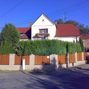 Hotel Penzion Cihelna Brünn Exterior photo