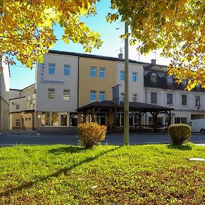 Hotel Zvonimir Otočac Exterior photo