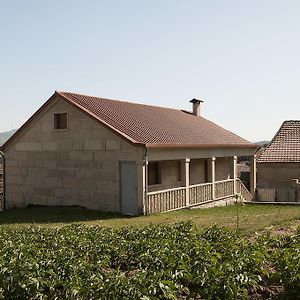 Gasthaus Casa das Gêmeas Sabuzedo Exterior photo