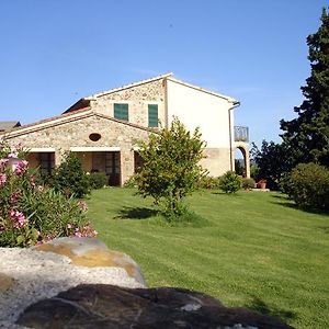 Villa Agriturismo Podere Micitto Usi Exterior photo