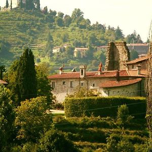 Bed and Breakfast Castello Di Cernusco Lombardone Exterior photo