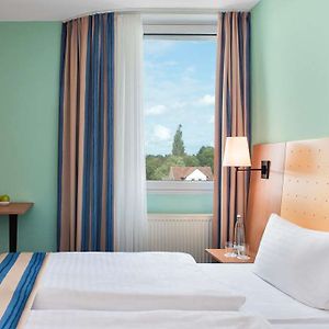 IntercityHotel Celle Room photo