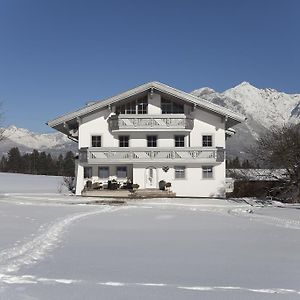 Ferienwohnung Gästehaus Weber Oberperfuss Exterior photo