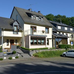 Hotel Gästehaus Petra Ürzig Exterior photo